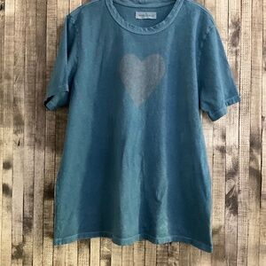 Imogene + Willie Blue Heart Graphic Women's Tee